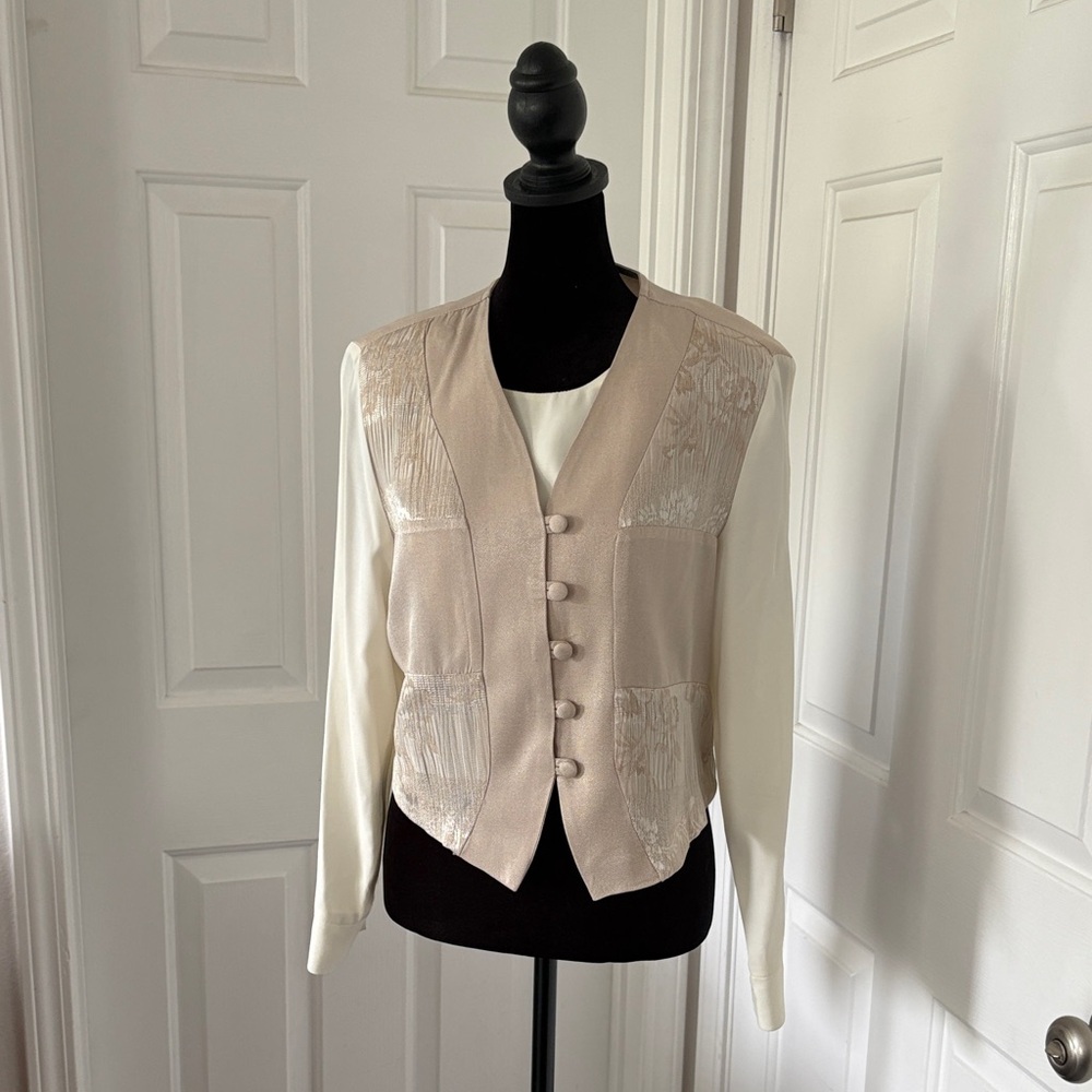 Vintage Just For Petites Beige and Cream Blouse